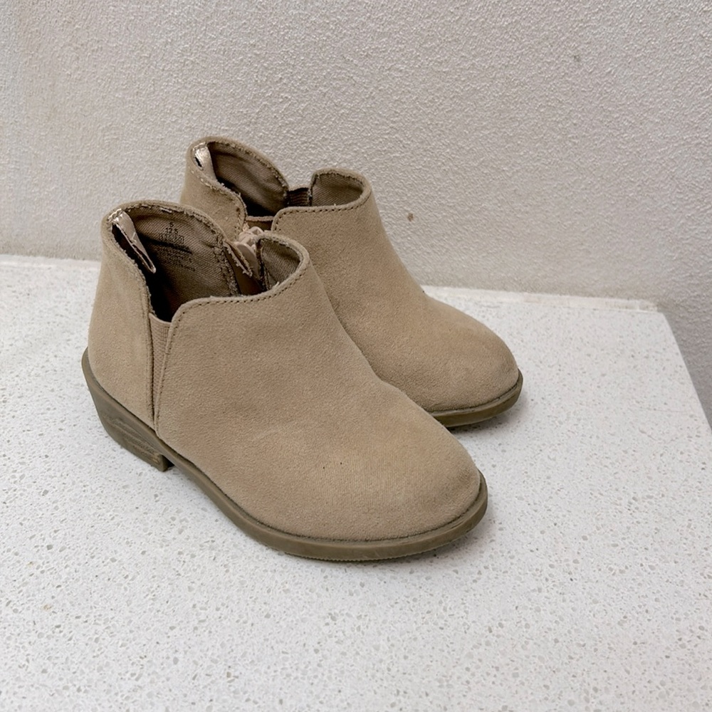 🦋 Tan Ankle boots booties for baby infant toddler girls size 5. Chelsea boots